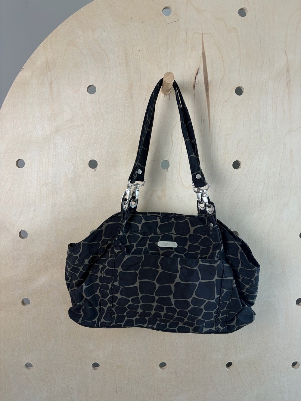 Baggallini Hampton Shoulder Tote Bag – Black & Gray Giraffe Print Nylon - Picture 2 of 10